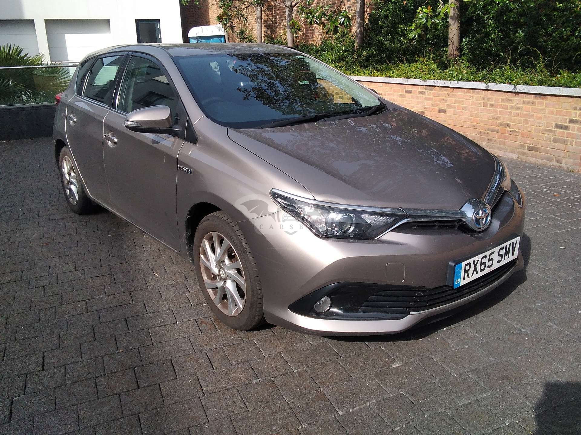 Toyota Auris 1.8 Icon 2015