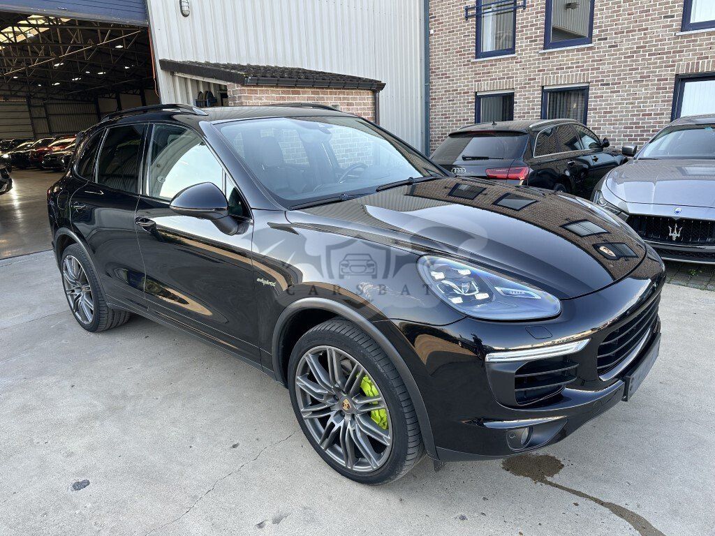 Porsche Cayenne S 3.0i 2014