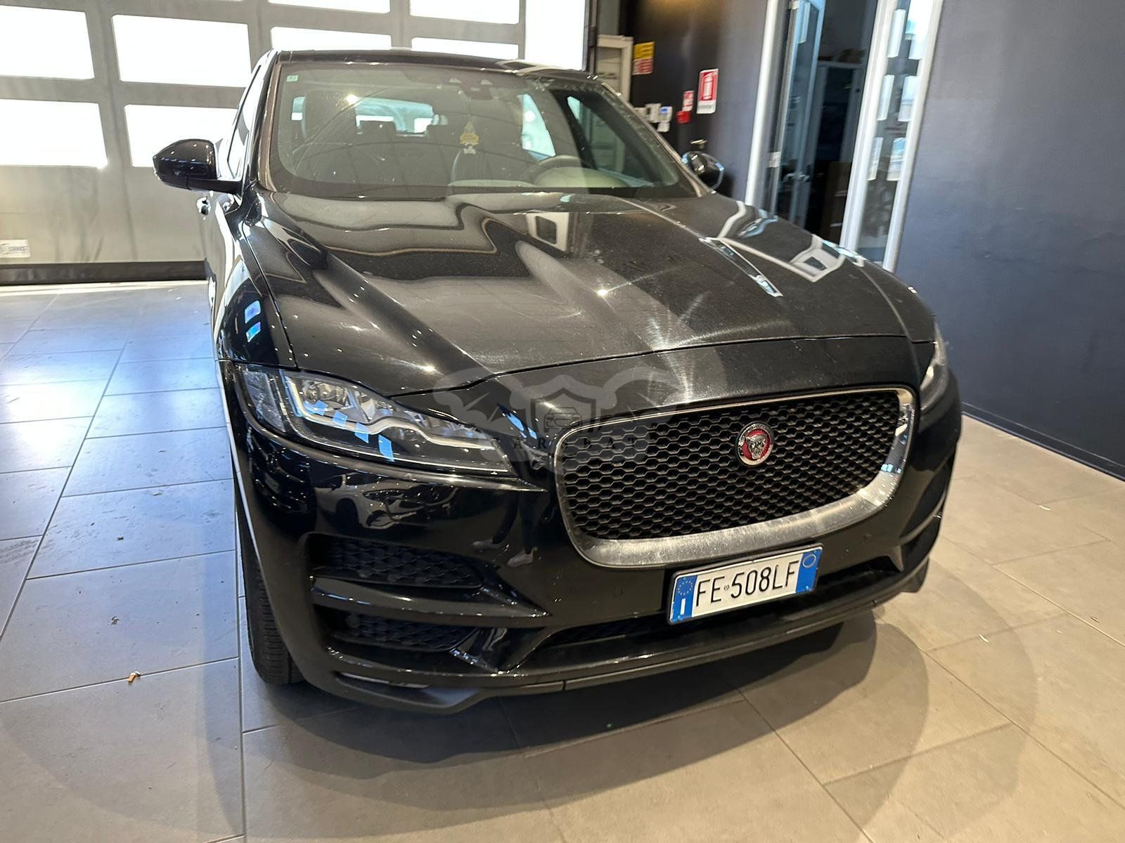 Jaguar F-Pace 2.0d Portfolio 2016