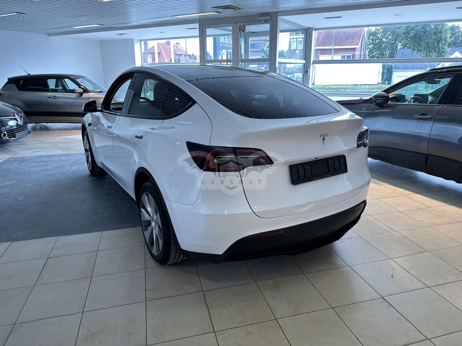 Tesla Model Y 2023
