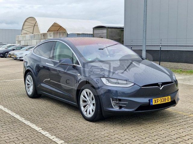 Tesla Model X 100 kWh 2018