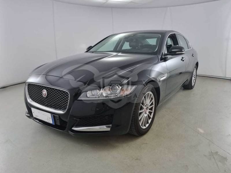 Jaguar XF 2.0d Business 2017