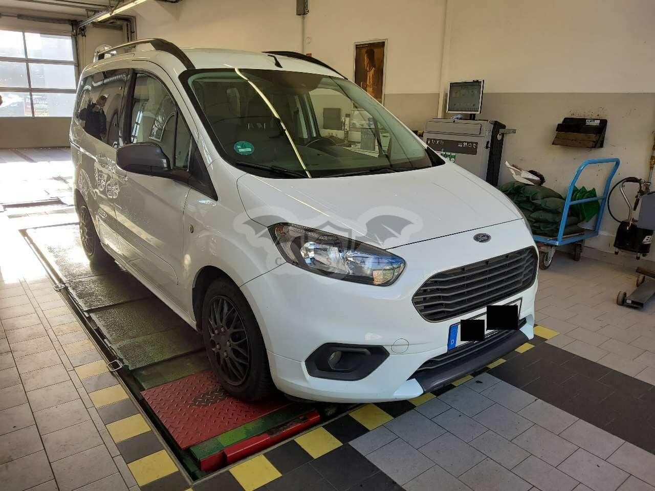 Ford Tourneo Courier 1.0 EcoBoost Sport 2018