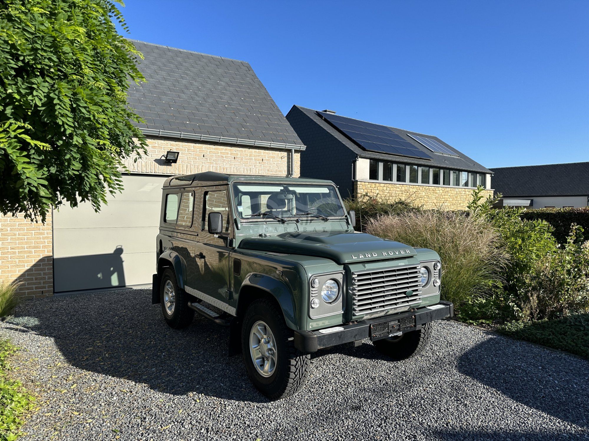 Land Rover Defender 90 2.4 SE 2011