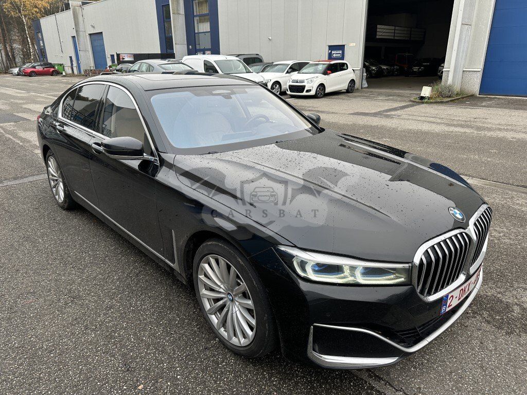 BMW 7 Series 745 2019