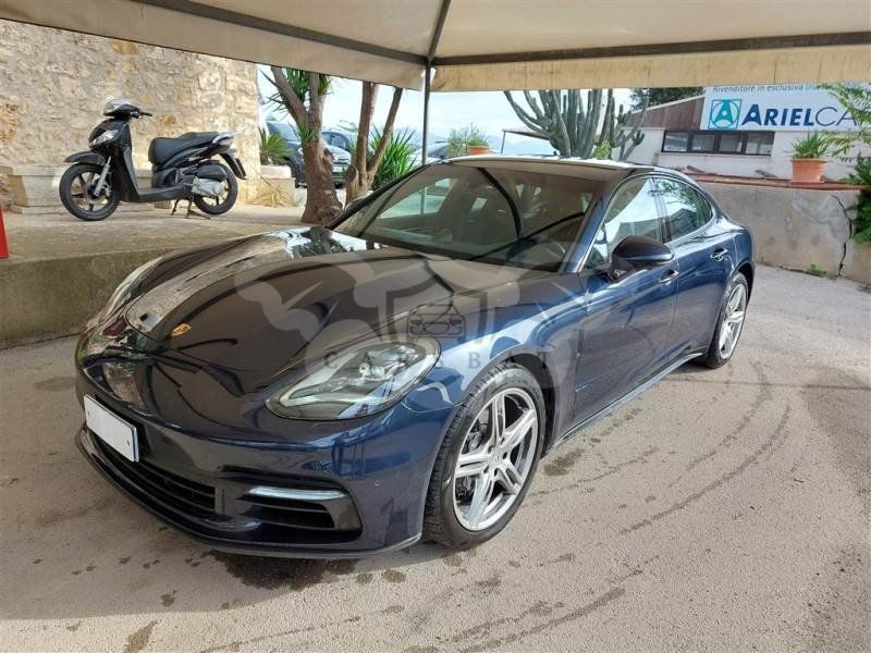 Porsche Panamera 4 2.9 10 Years Edition 2020
