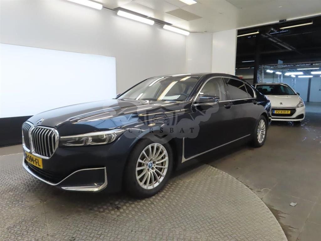 BMW 7 Series Long 745e 2020