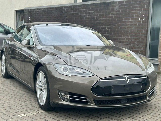 Tesla Model S 85D 85 kWh 2015