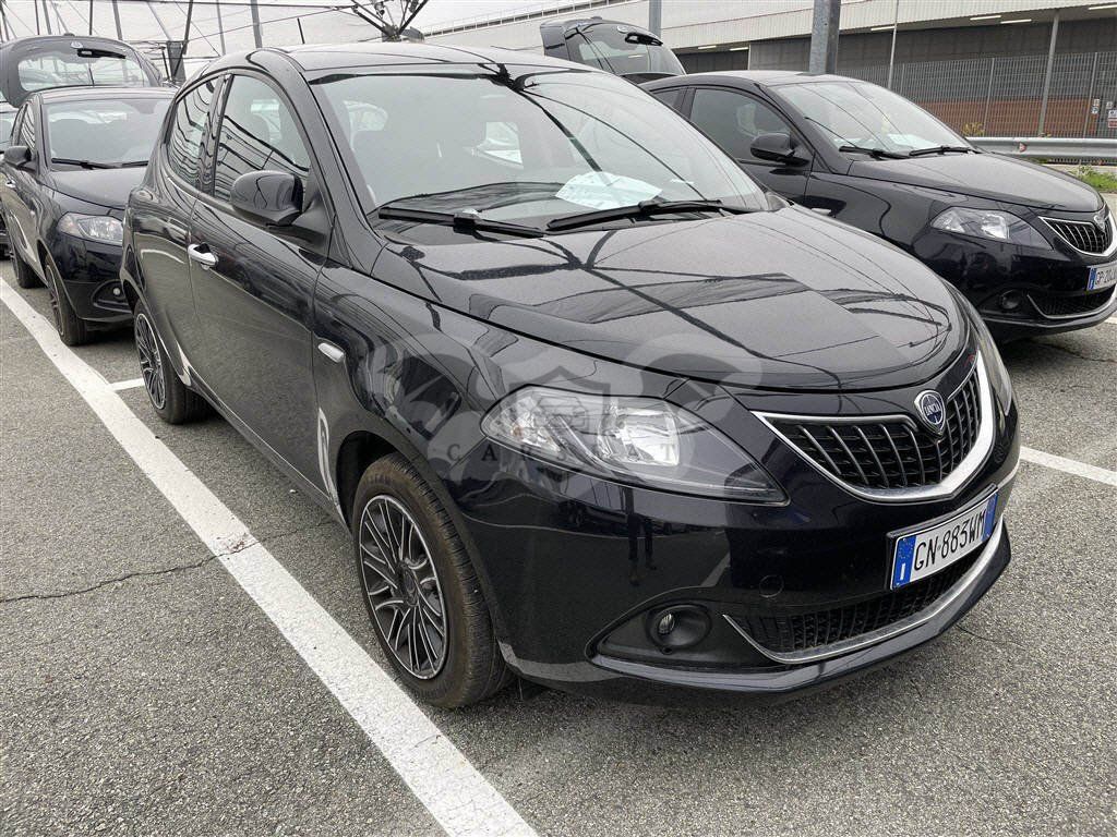 Lancia Ypsilon 1.0 2023