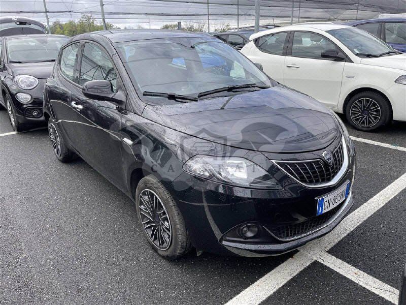Lancia Ypsilon 1.0 2023
