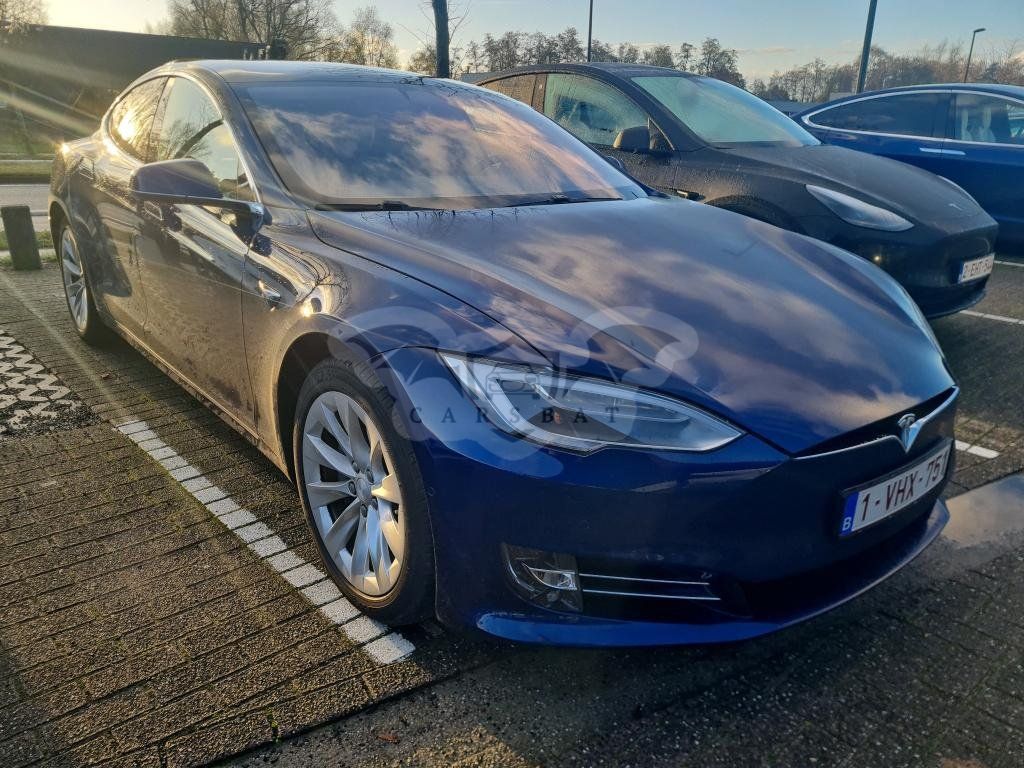 Tesla Model S 2018