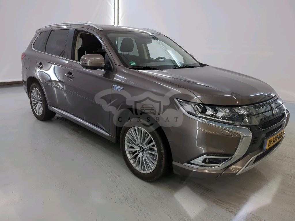 Mitsubishi Outlander 2.4 2020