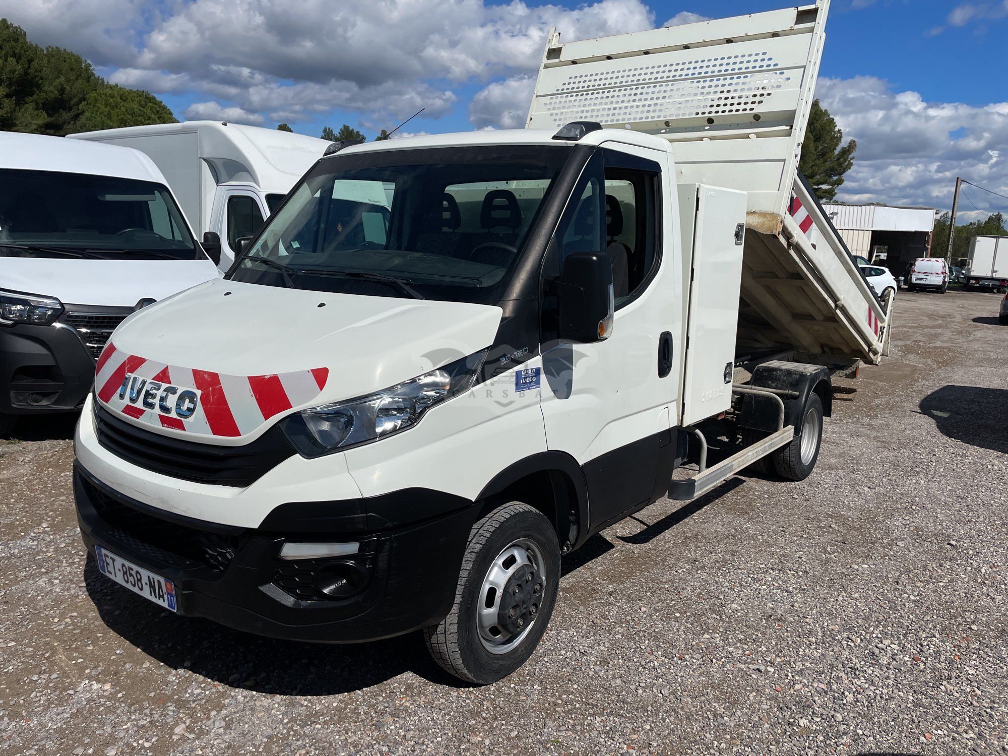 Iveco Daily Chassis Cabine 2.3 Business 2018