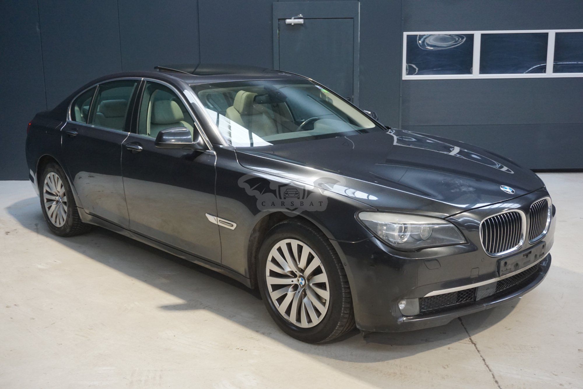 BMW 7 Series 730d 2011