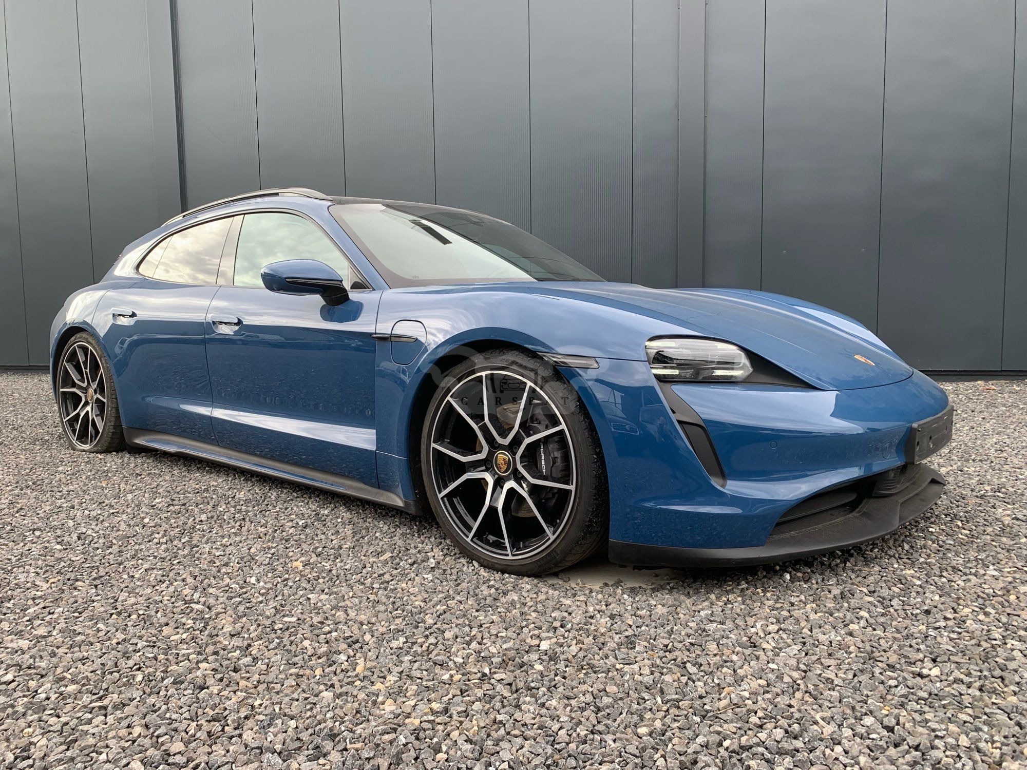 Porsche Taycan 93 kWh 2022