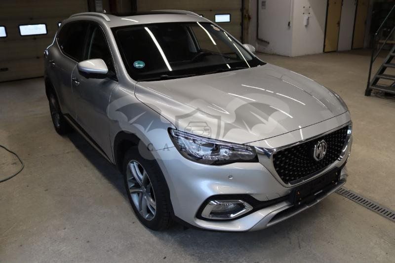 MG EHS Luxury 2021