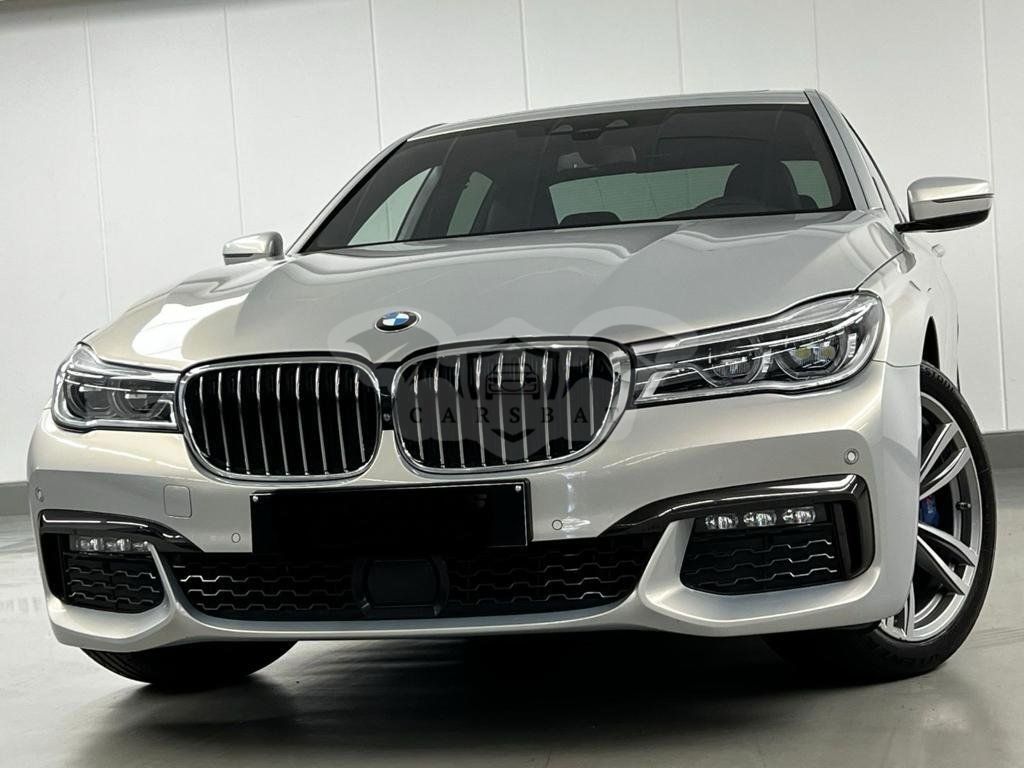 BMW 7 Series 740e M Sport 2020