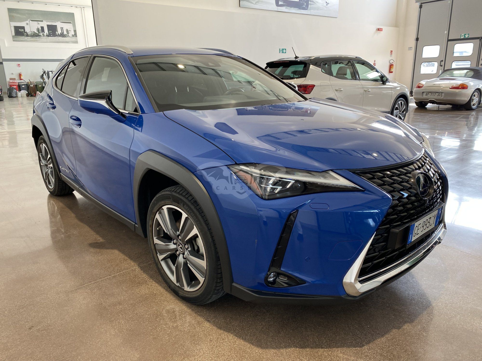 Lexus UX 300e 2021