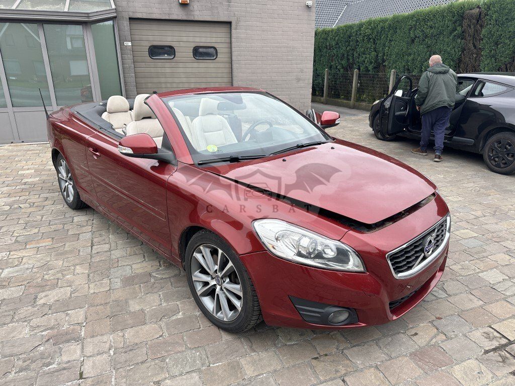 Volvo C70 2.0 Momentum 2012