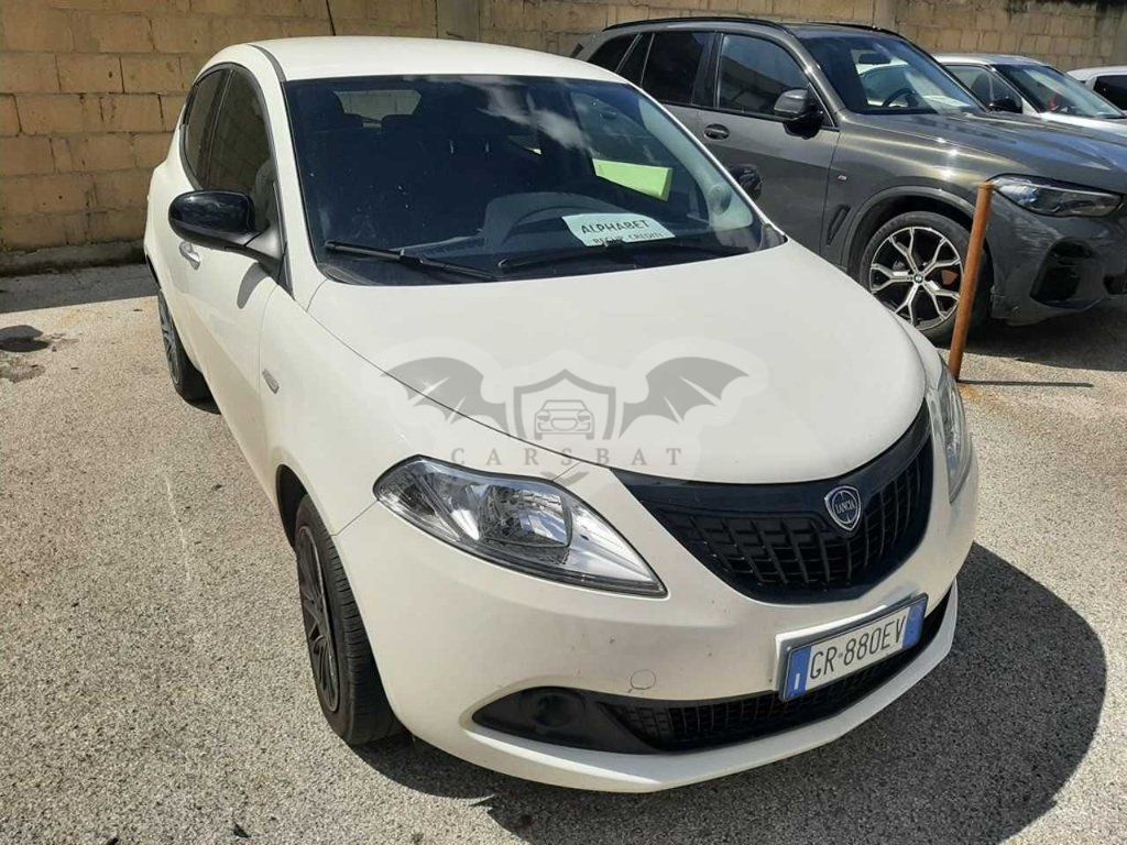 Lancia Ypsilon 1.0 Silver 2023