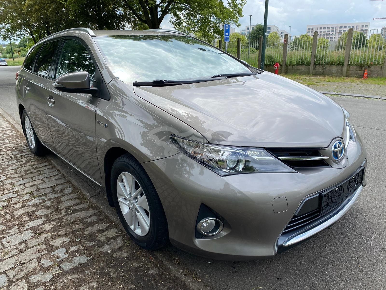 Toyota Auris 1.8 2013