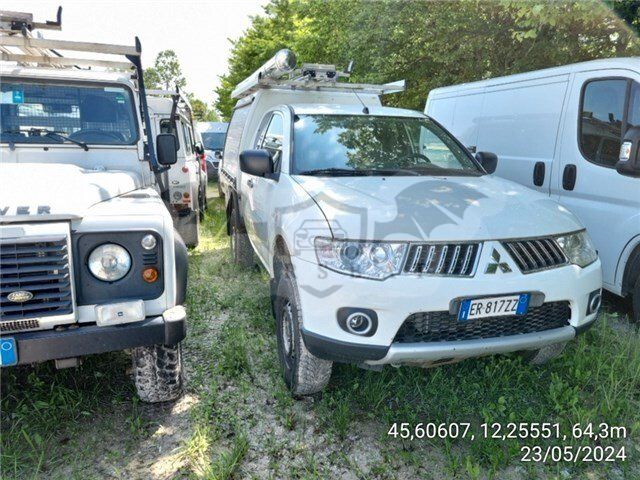 Mitsubishi L200 2.5 DI-D Invite 2013