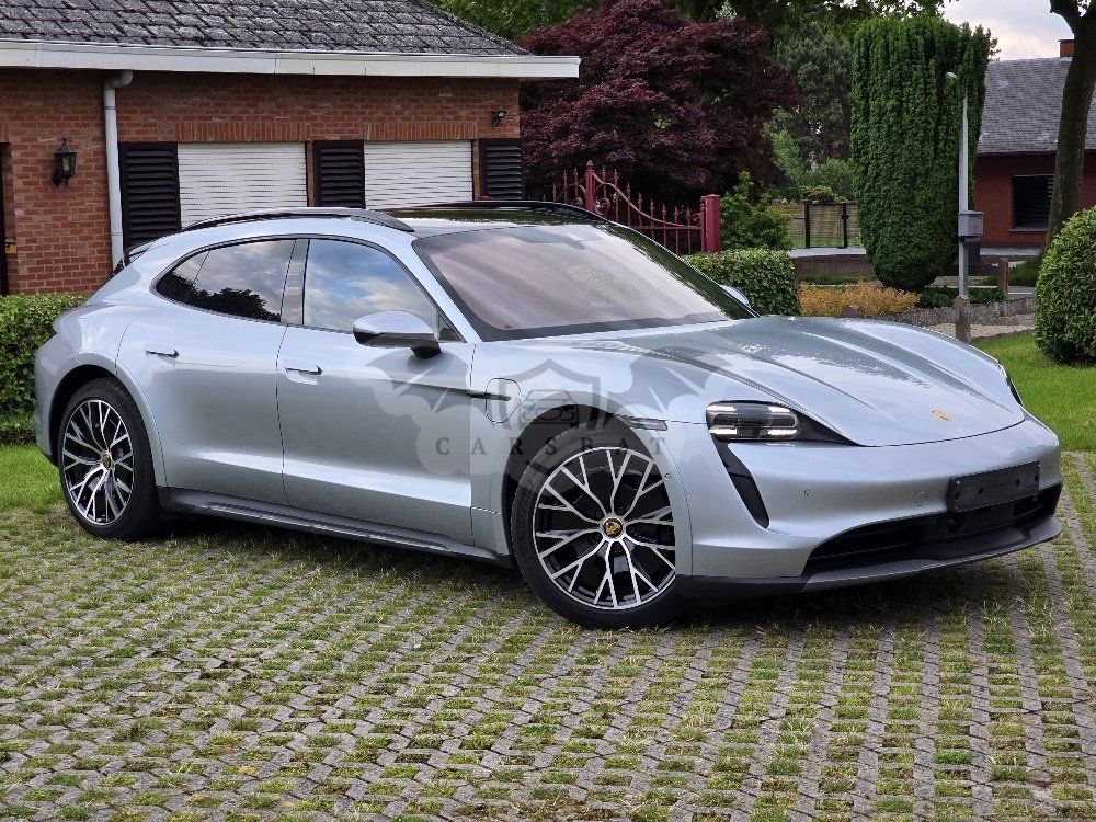 Porsche Taycan 2022