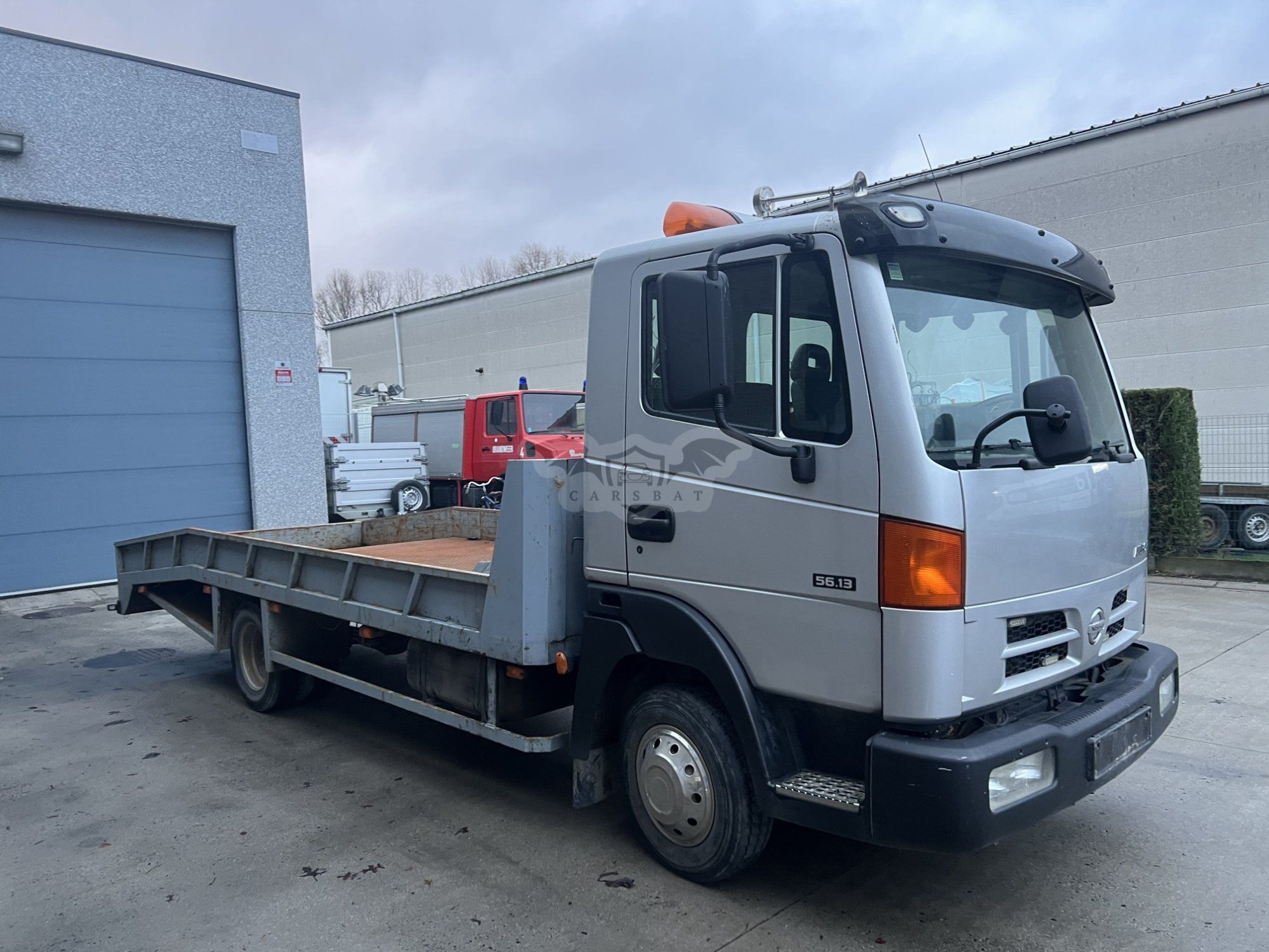 Nissan Atleon 3.0 2005