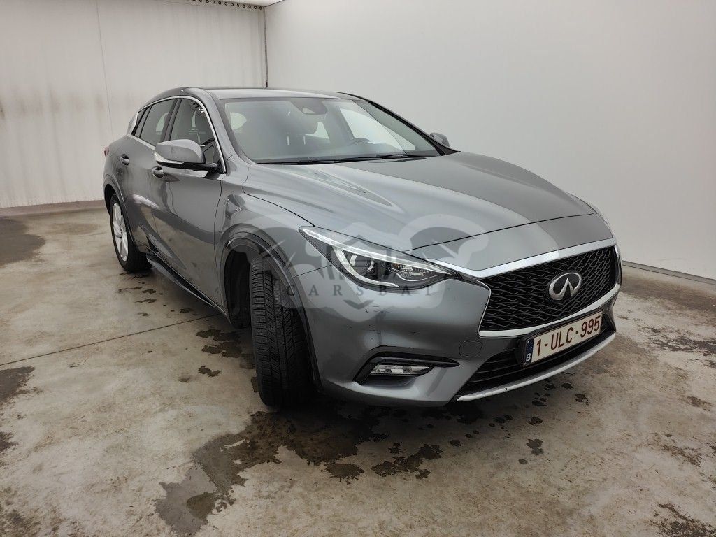 Infiniti Q30 1.6i Premium 2018