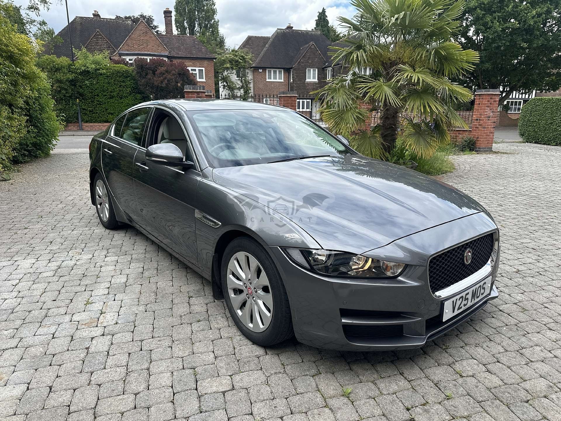 Jaguar XE 2.0d Prestige 2017