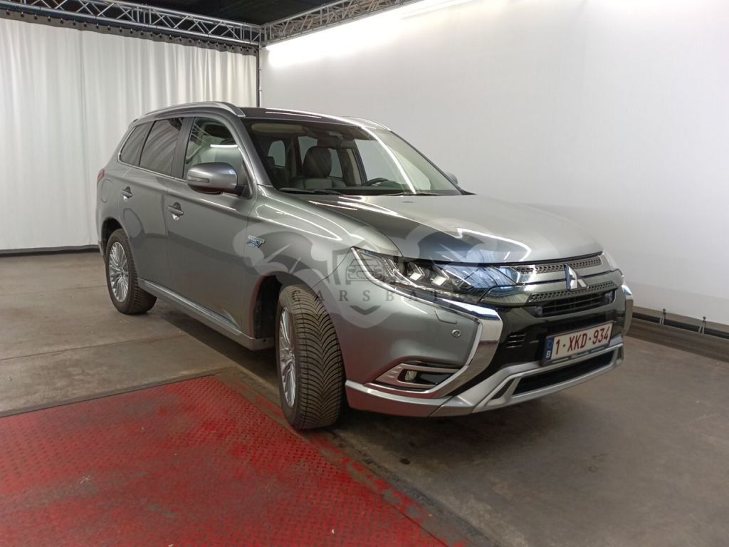 Mitsubishi Outlander 2.4 Business 2020