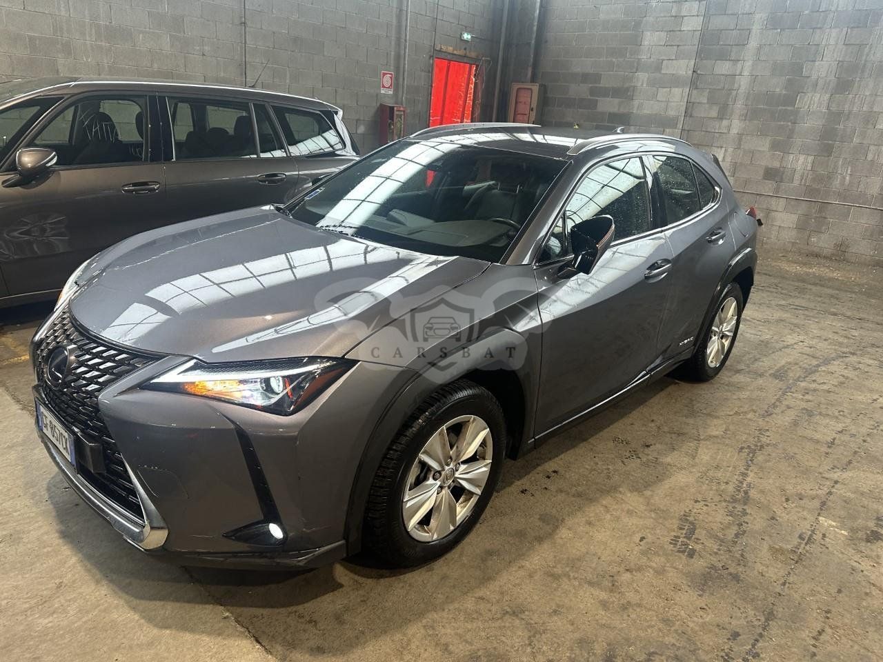 Lexus UX 250h Business 2021