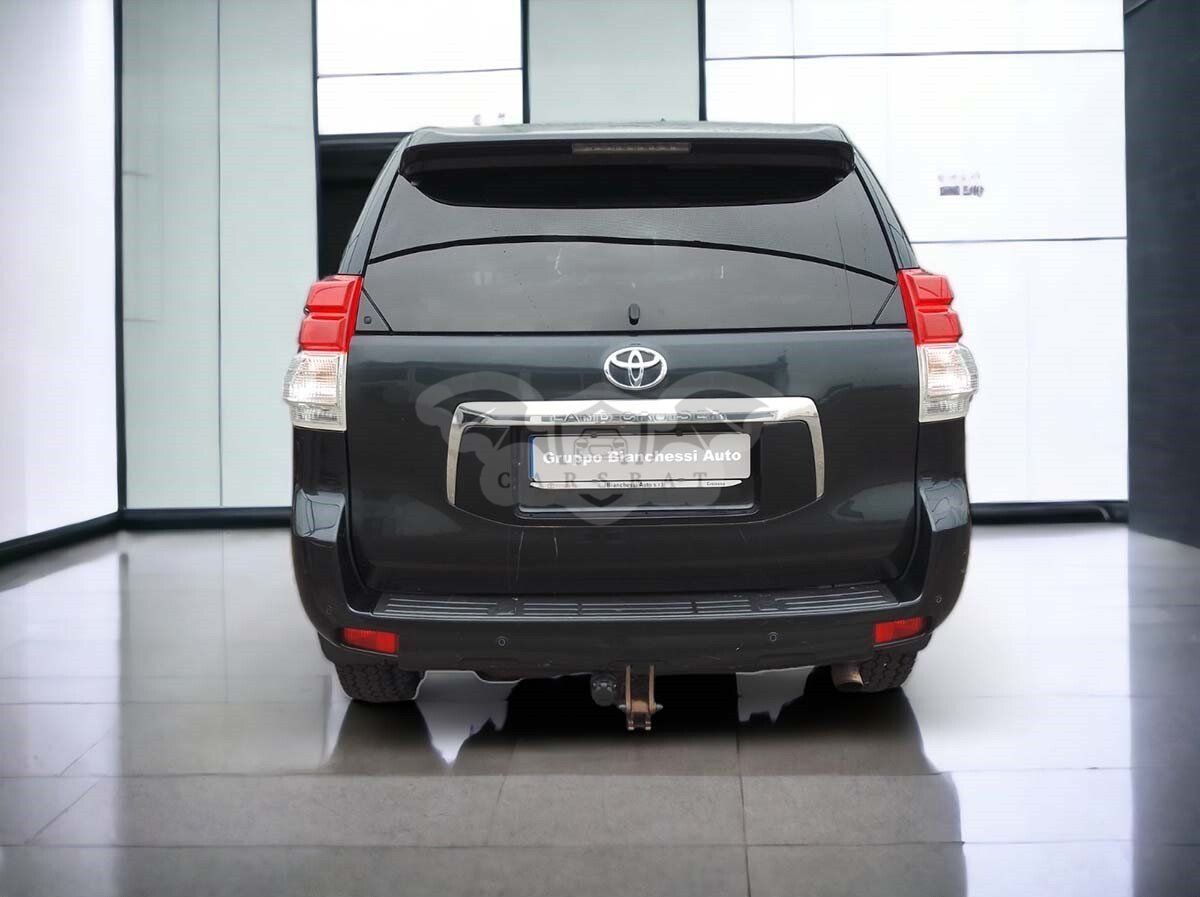 Toyota Land Cruiser 3.0 D-4D 2011