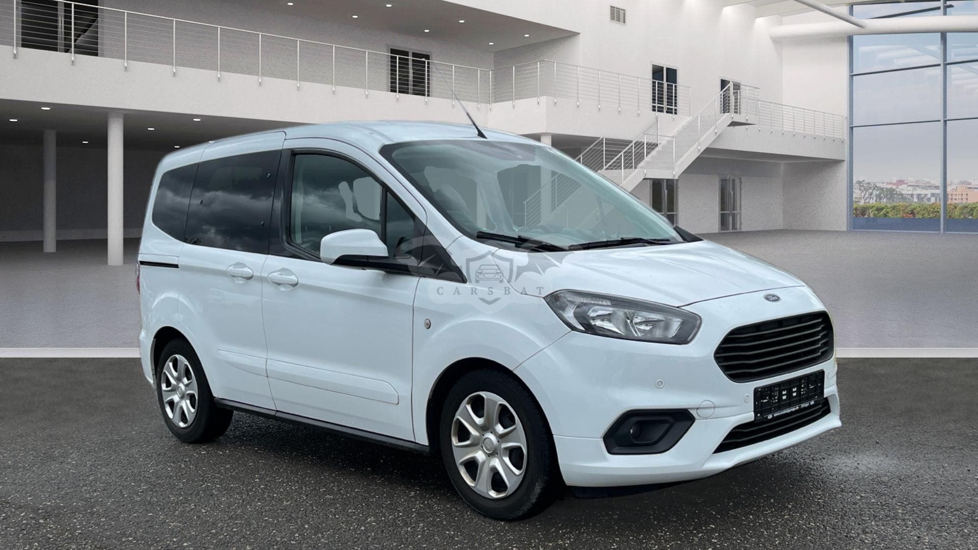 Ford Tourneo Courier 1.5 TDCI 2020