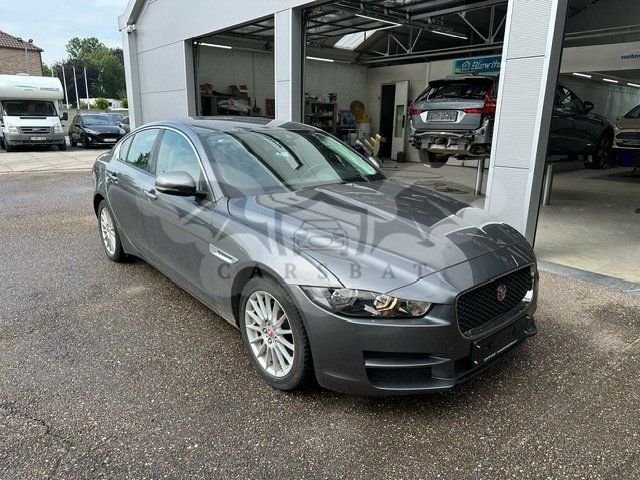 Jaguar XE 2.0d 2015