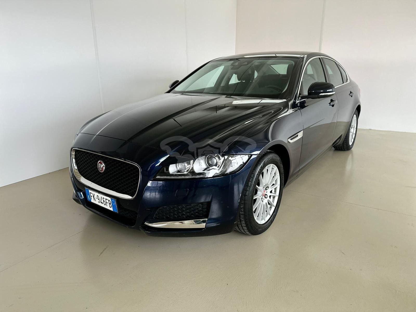 Jaguar XF 2.0d Prestige 2017