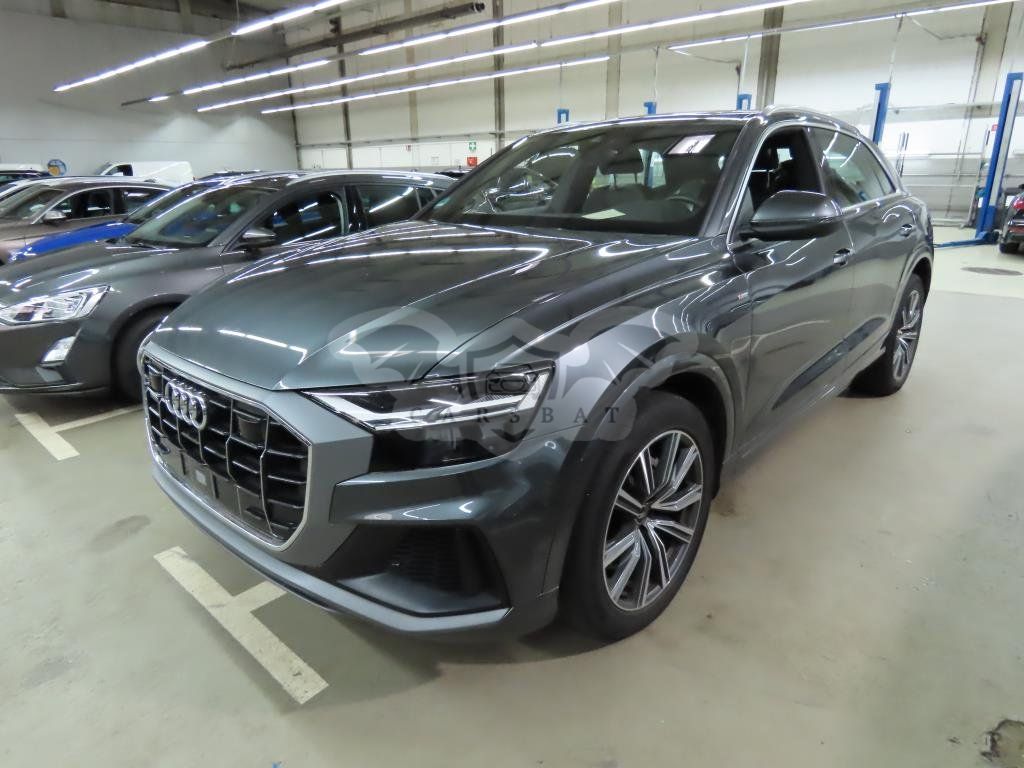 Audi Q8 55 TFSI 2021