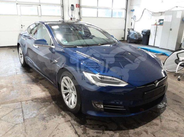Tesla Model S 2019