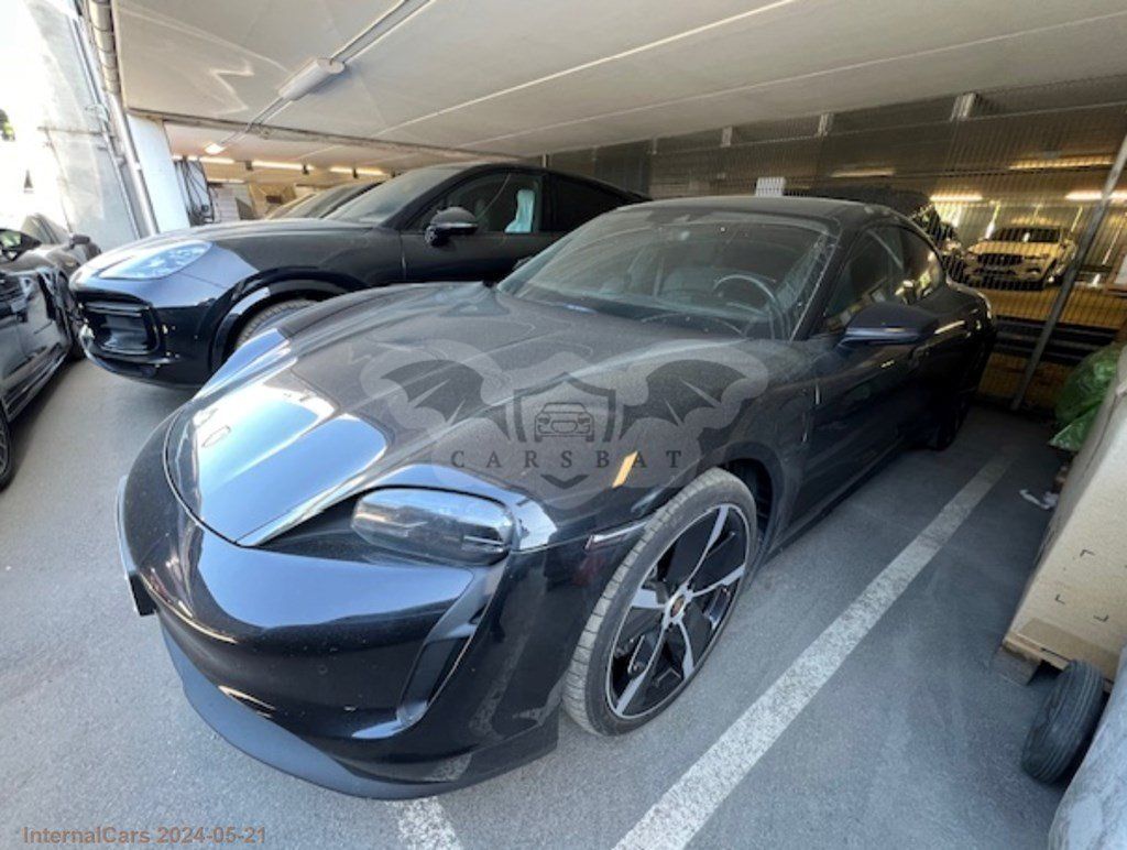 Porsche Taycan 2021