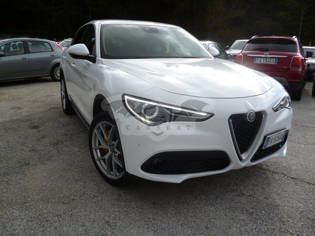 Alfa Romeo Stelvio 2.2 Business 2018