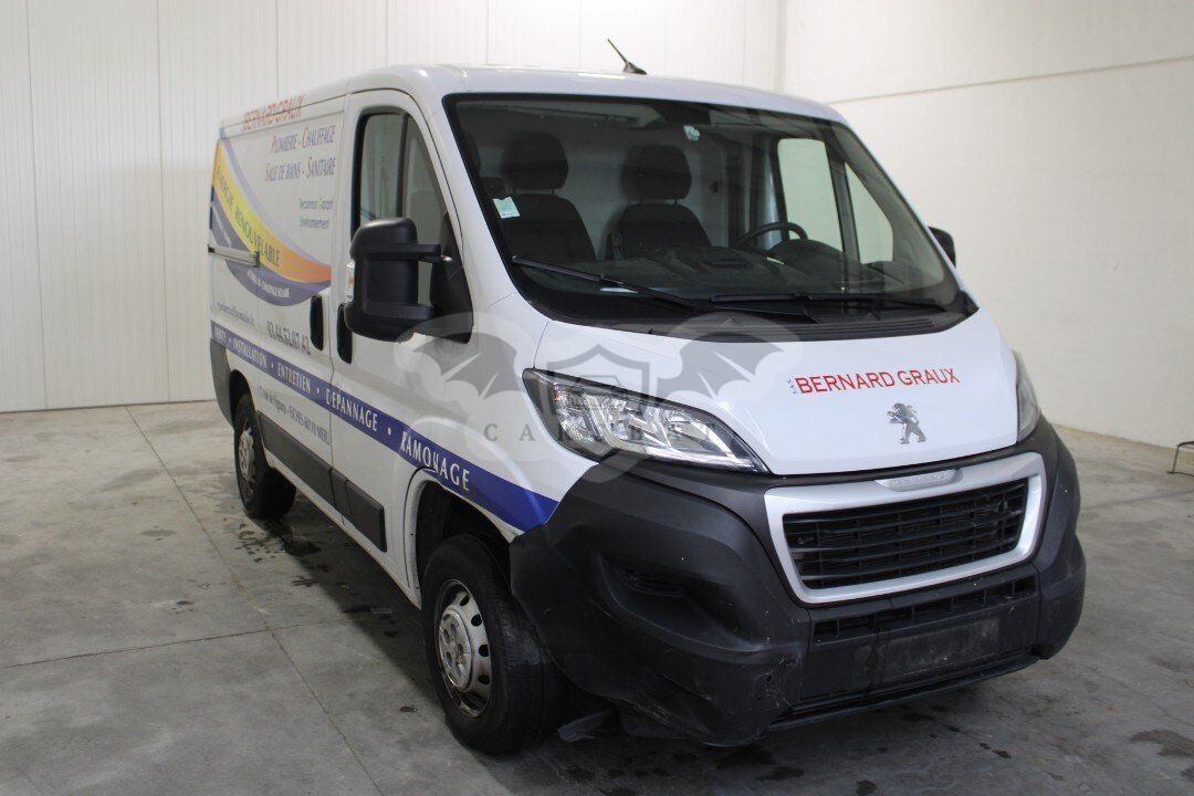 Peugeot Boxer L1H1 Premium 2021