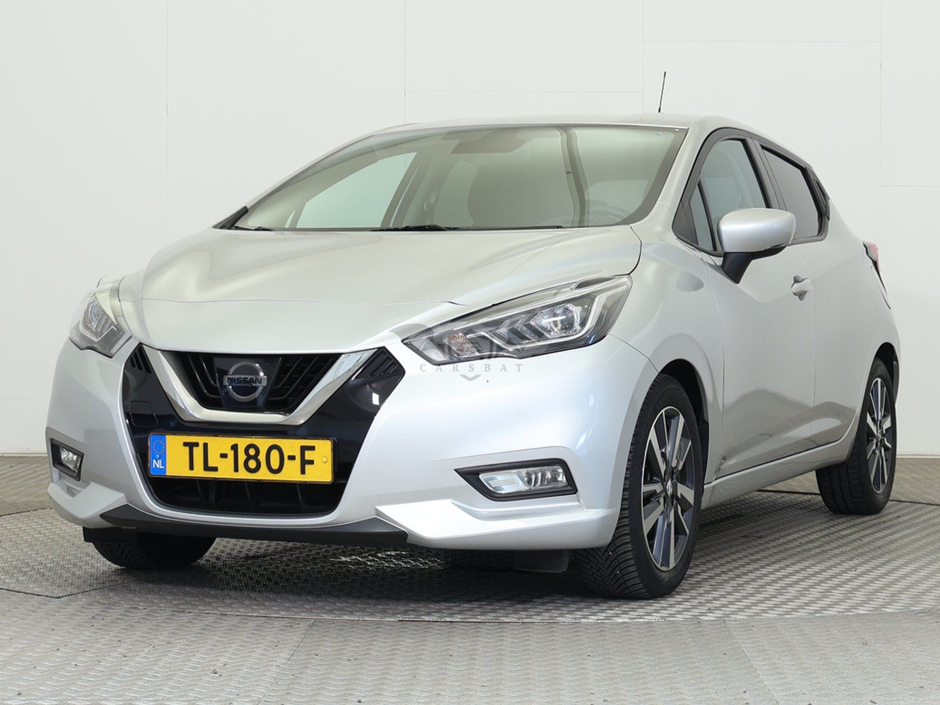 Nissan Micra (March) 0.9 N-connecta 2018