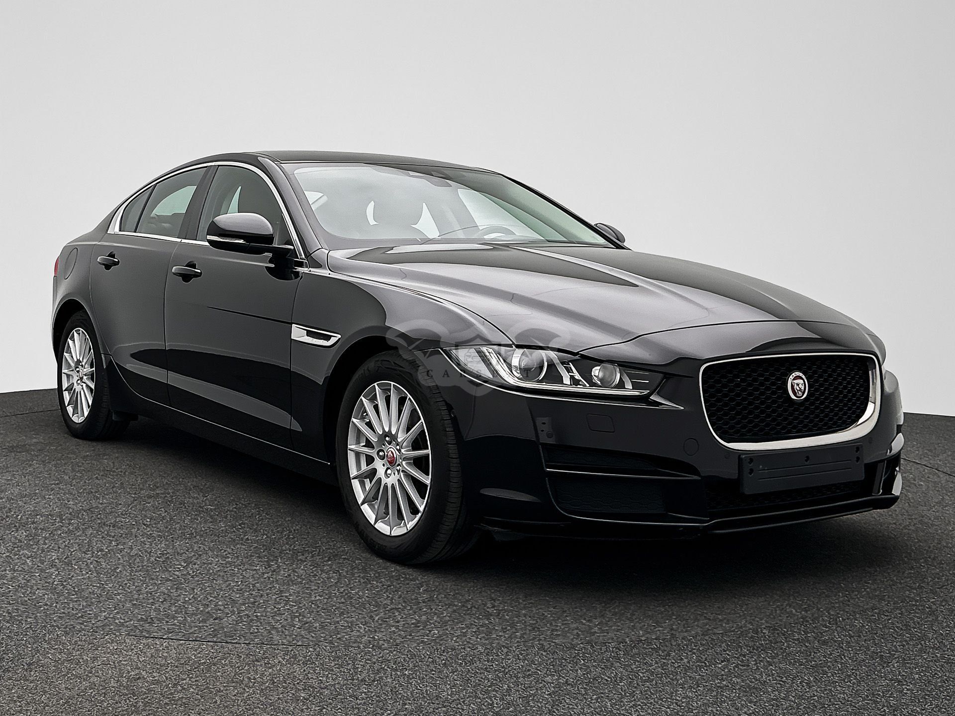 Jaguar XE 20d Portfolio 2019