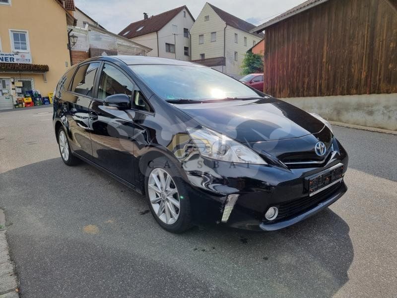 Toyota Prius Life 2013
