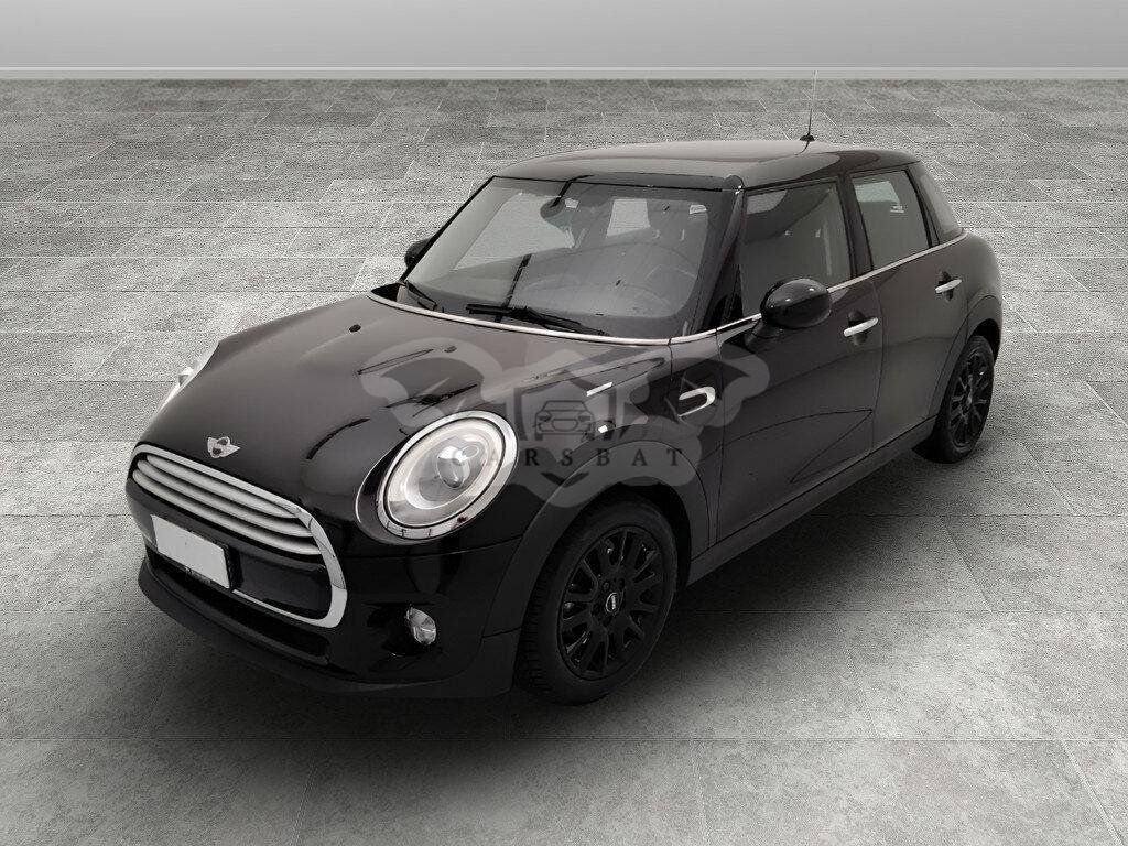 Mini 5 Doors Cooper D 1.5 Cooper D 2015