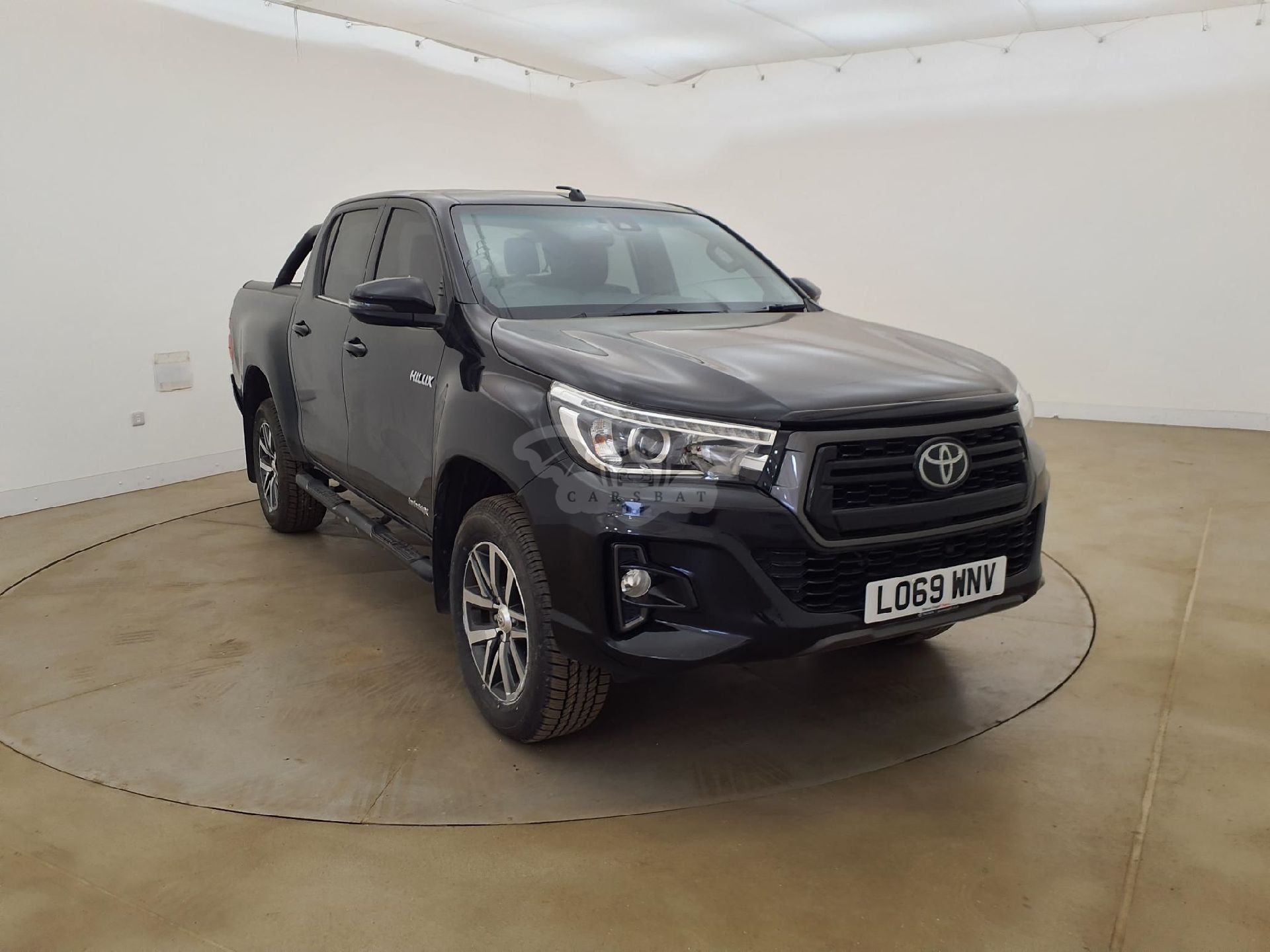Toyota Hilux 2.4 D-4D Invincible X 2020