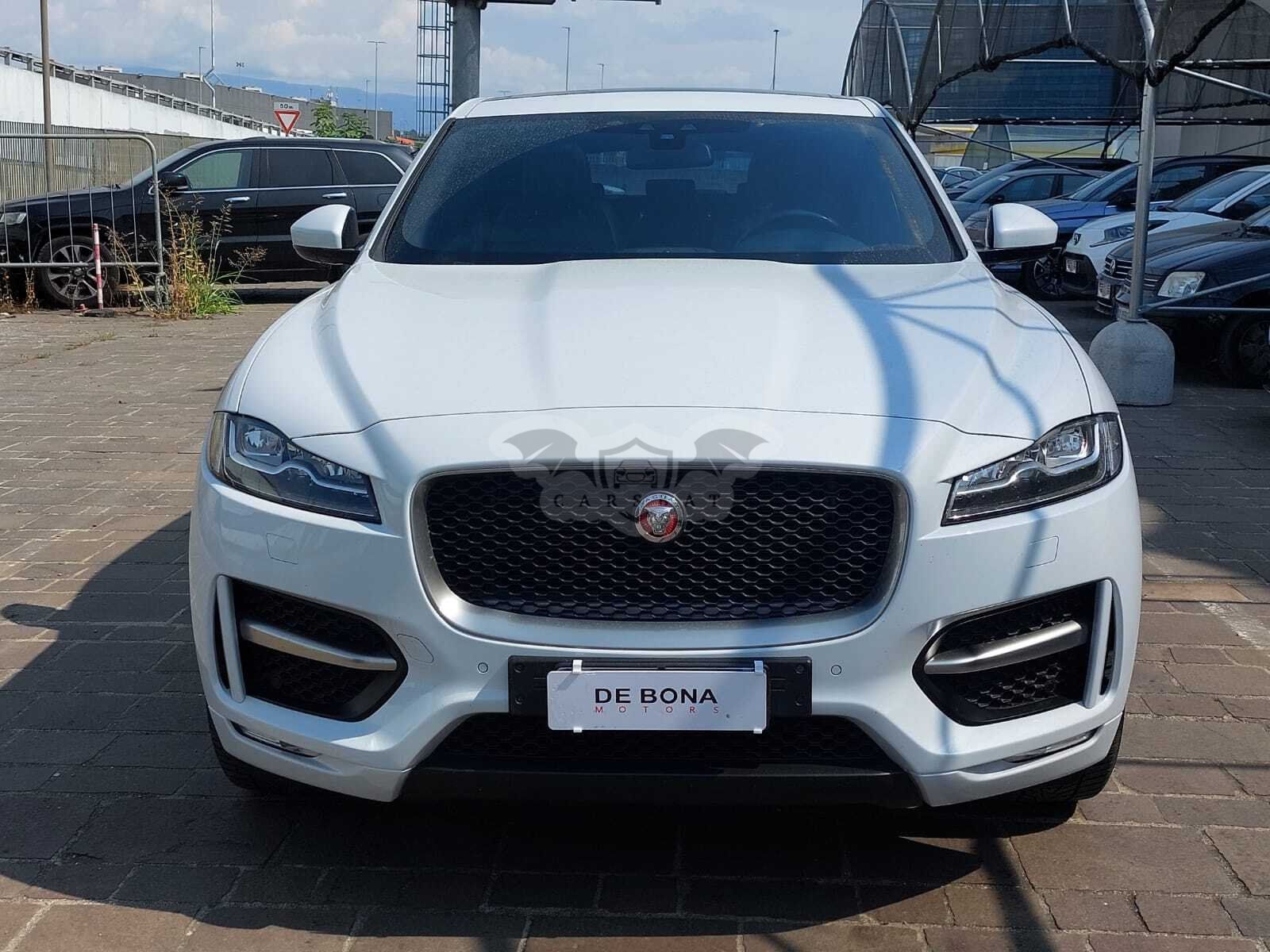 Jaguar F-Pace 2016