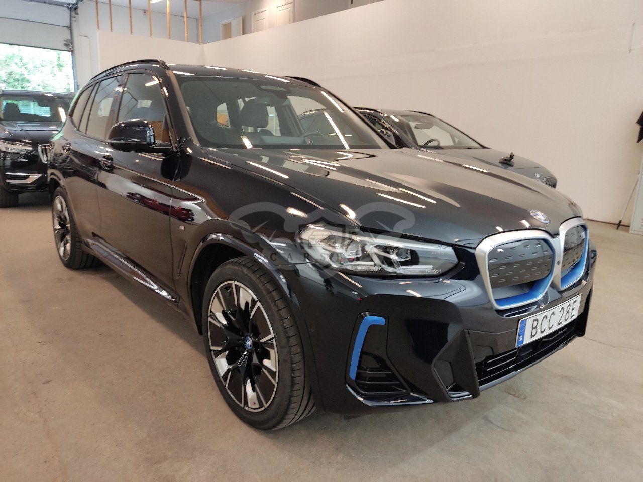 BMW iX3 2023