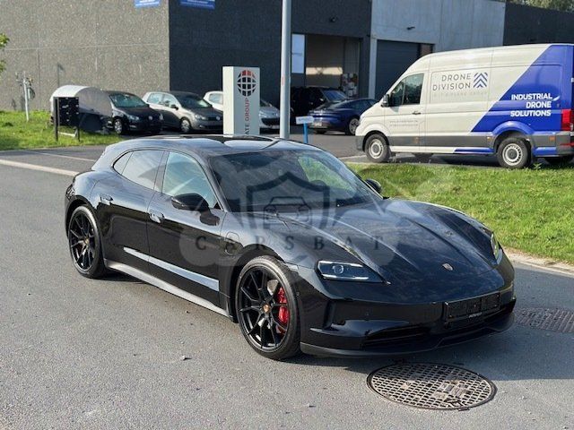 Porsche Taycan 2024
