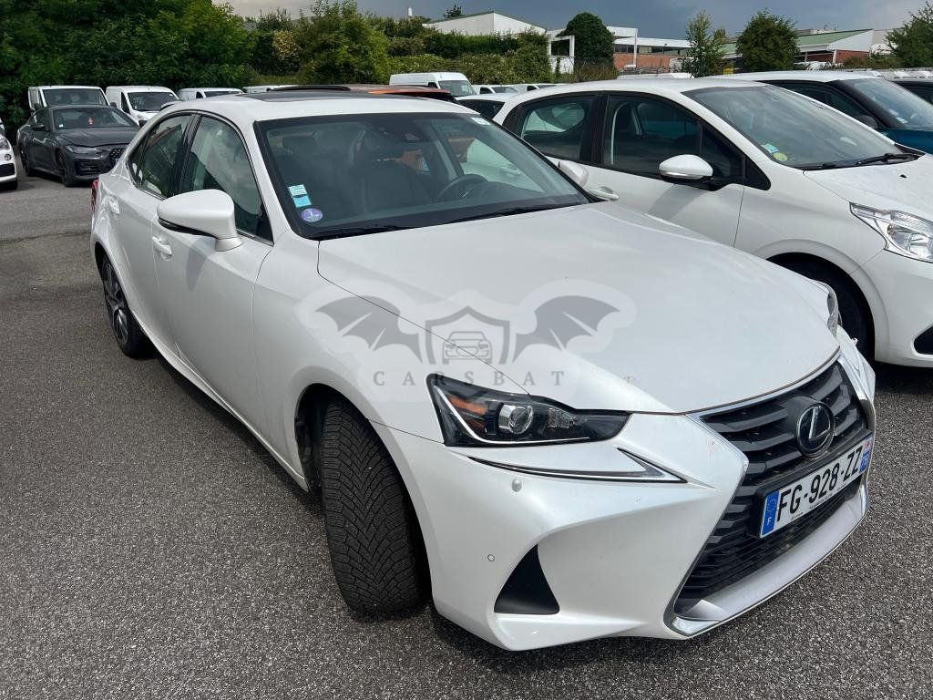 Lexus IS 300h Luxe 2019